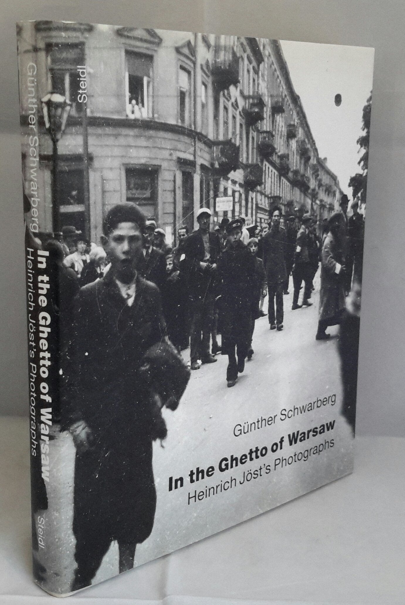 In The Ghetto Of Warsaw: Photographs by Heinrich Jost,Used