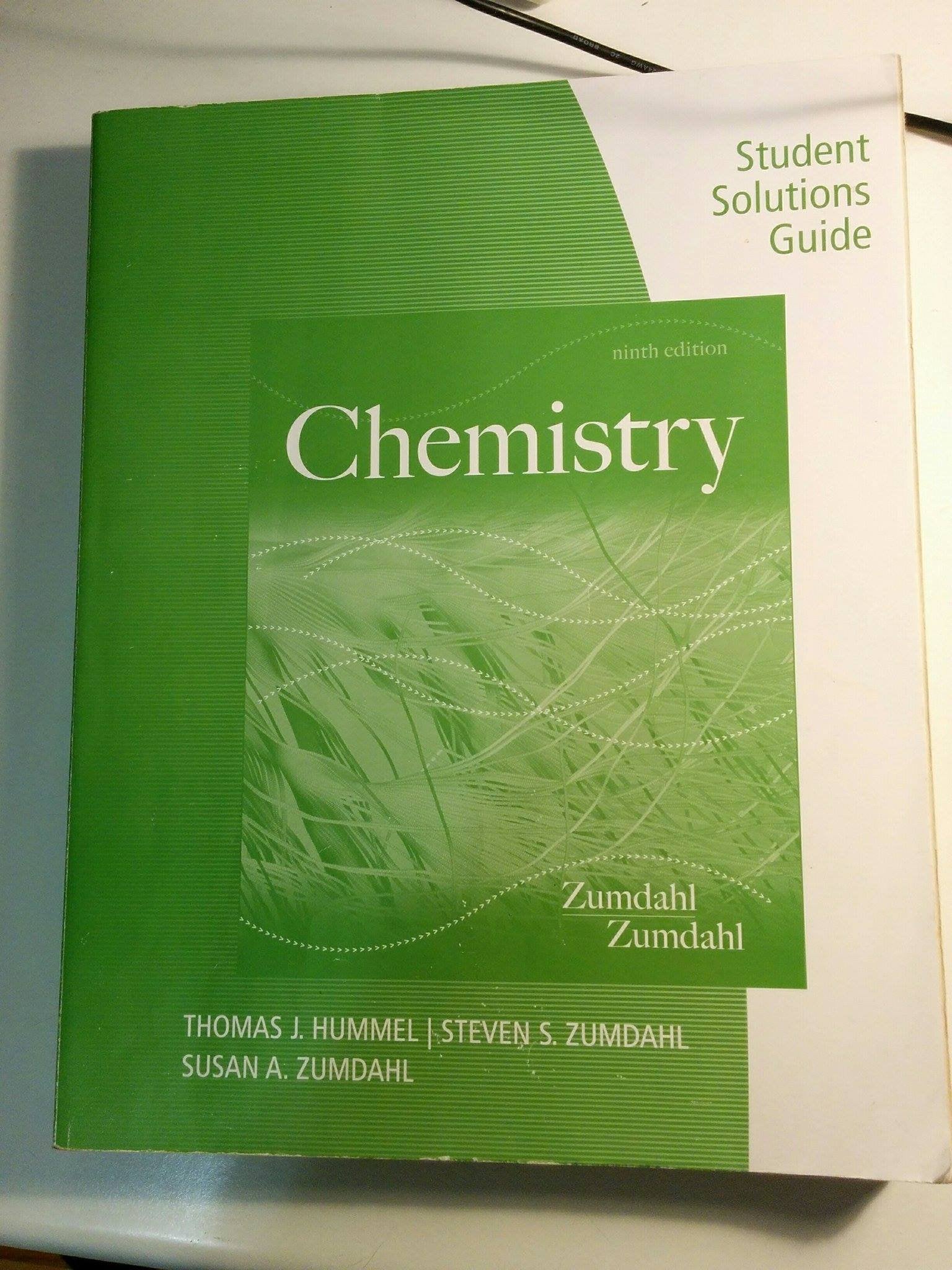 Student Solutions Guide for Zumdahl/Zumdahl's Chemistry, 9th,Used
