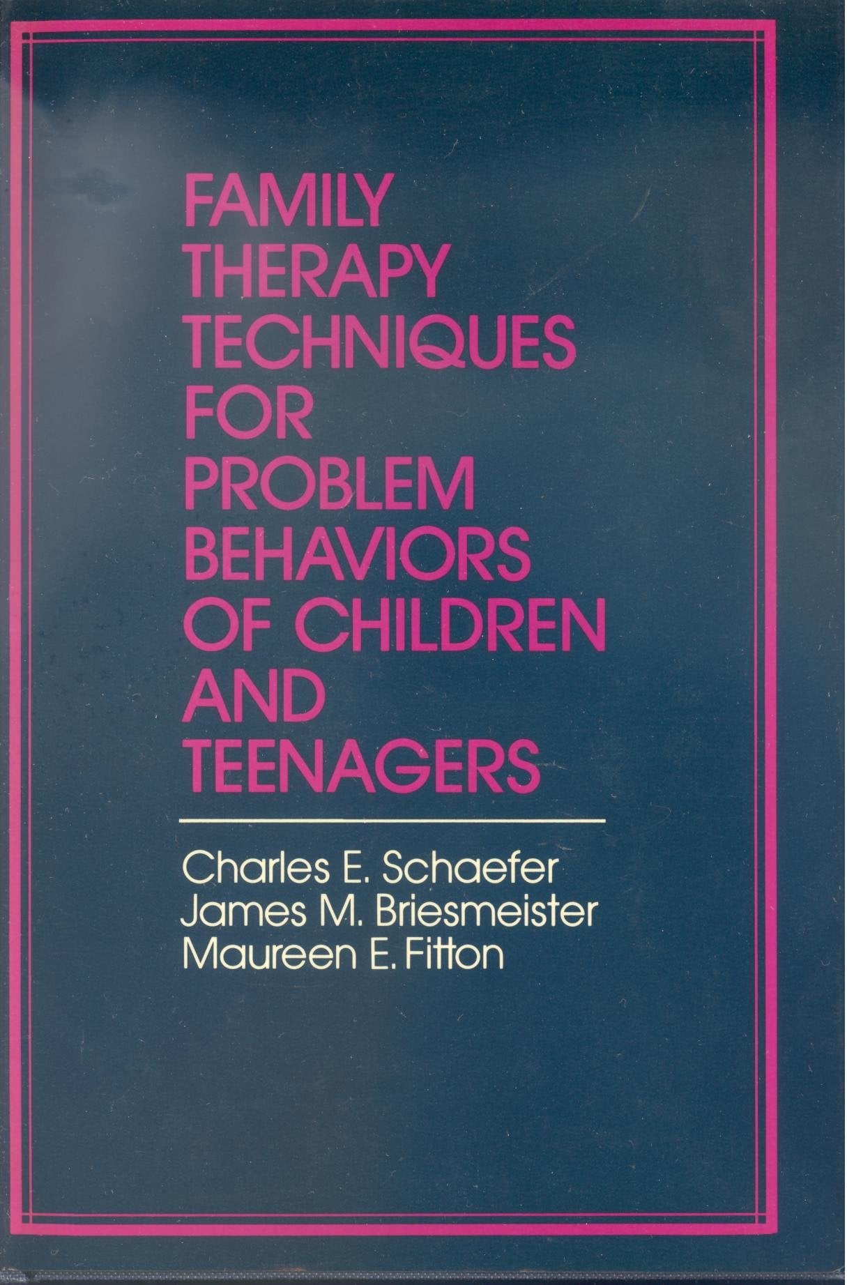 Family Therapy Techniques for Problem Behaviors of Children and Teenagers (JOSSEY BASS SOCIAL AND BEHAVIORAL SCIENCE SERIES),Used