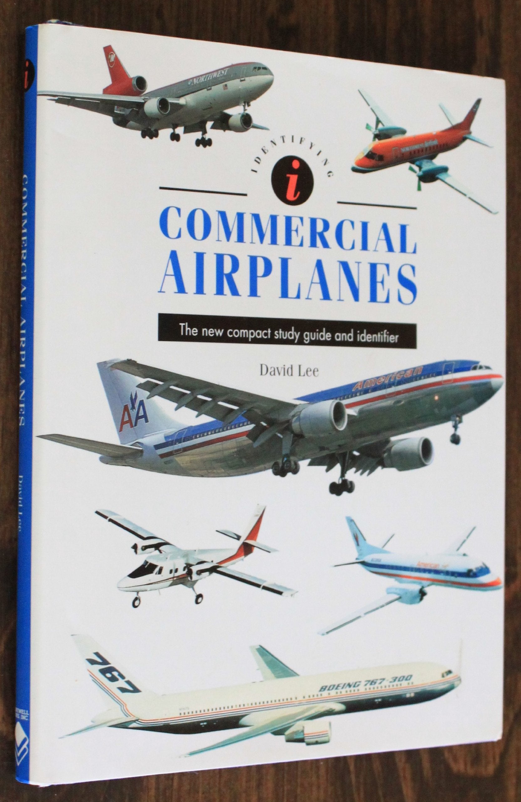 Commercial Airplanes: A New Compact Study Guide and Identifier (Identifying Guide Series),Used