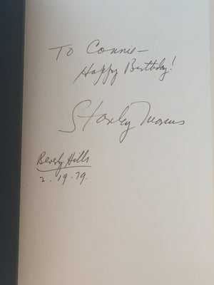 Minding the Store: A Memoir : Facsimile Edition for Neiman Marcus 90 Years,Used