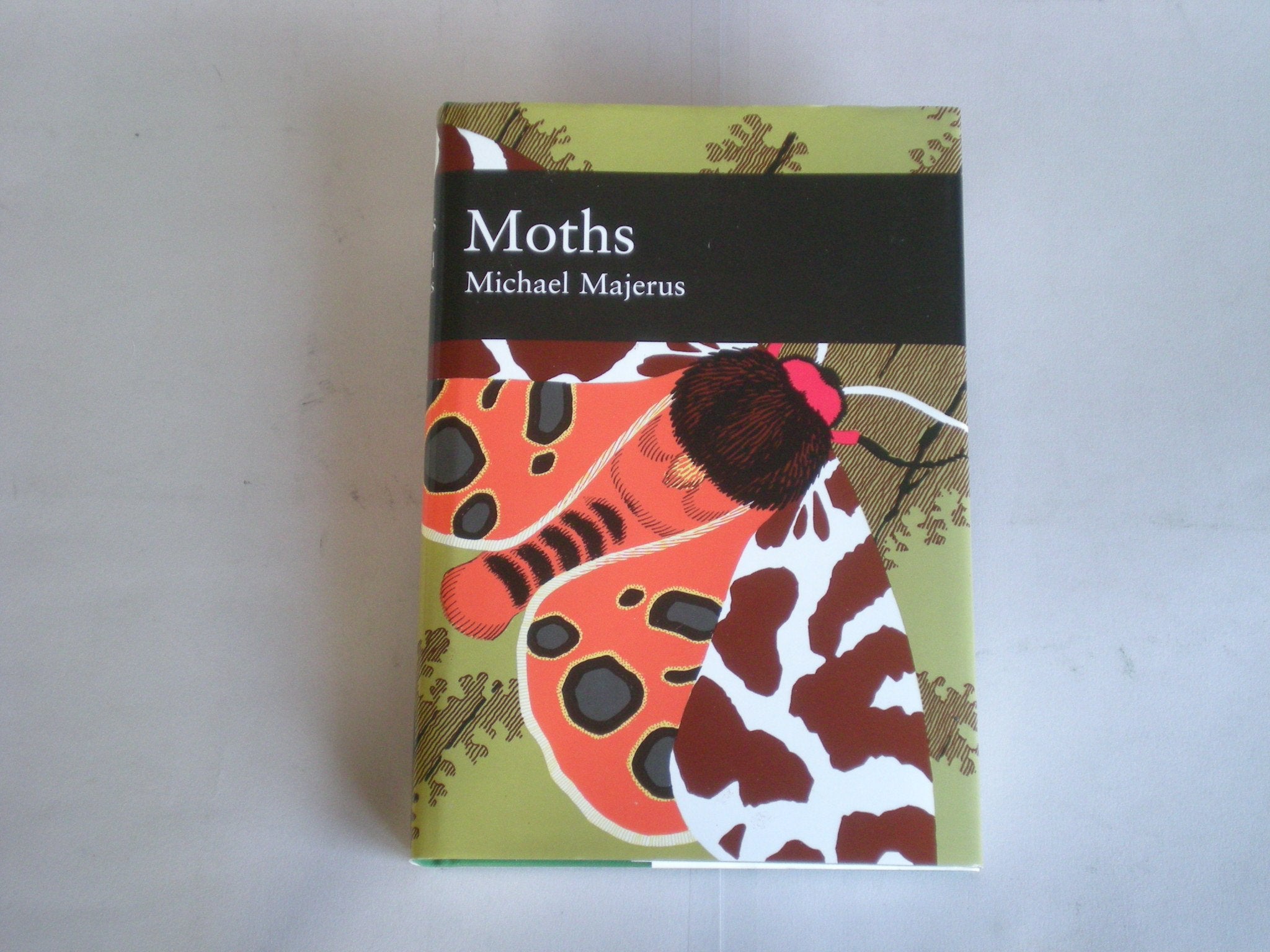 Moths (New Naturalist),Used