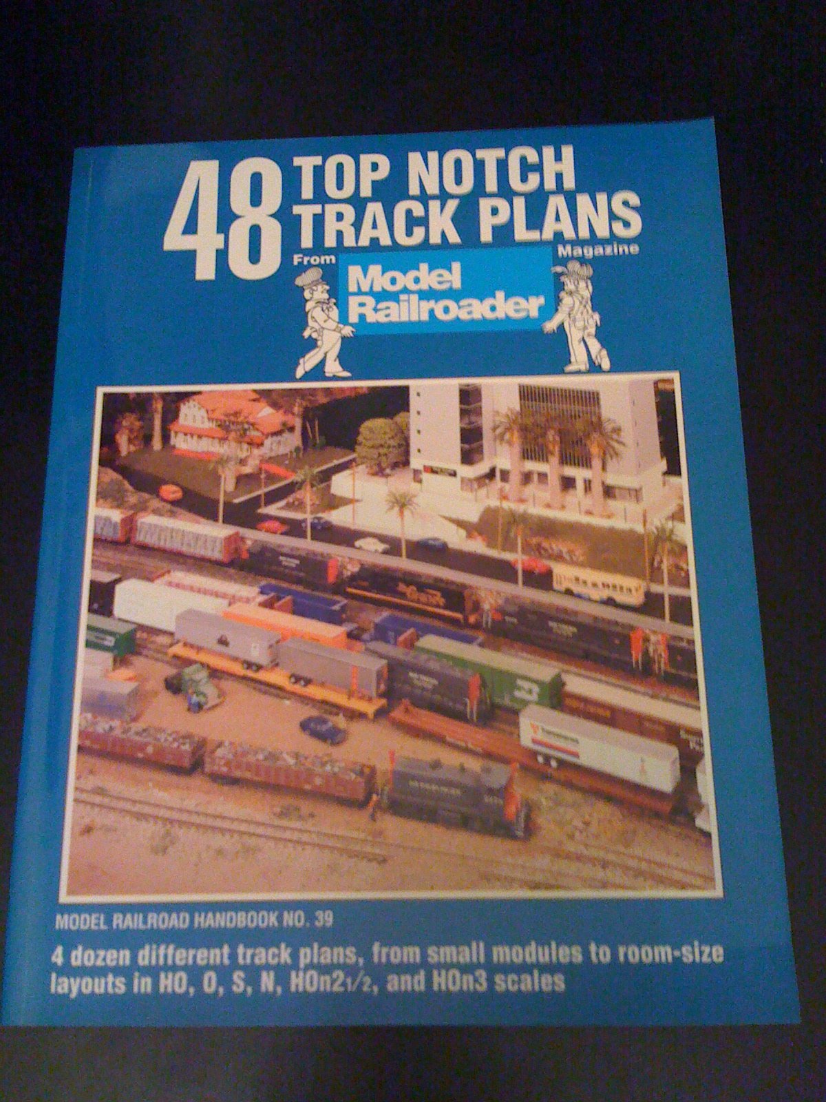 48 Top Notch Track Plans: From Model Railroader Magazine (Model Railroad Handbook)