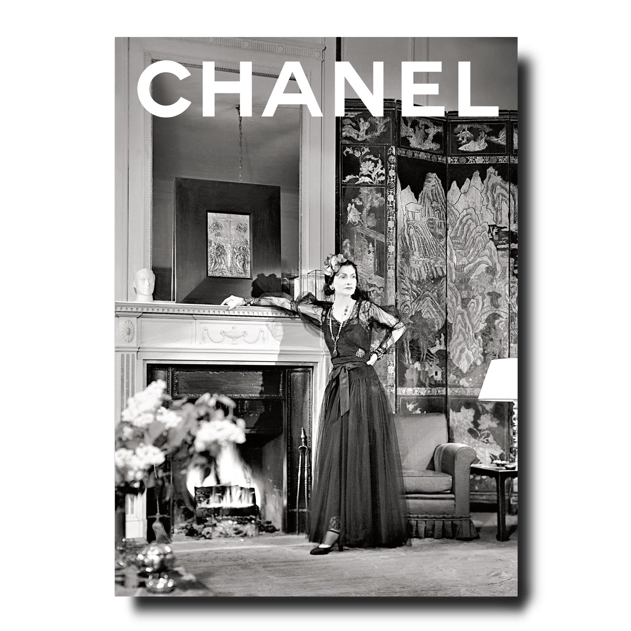 Chanel: Fashion/ Fine Jewellery/ Perfume (Set of 3 Books),Used