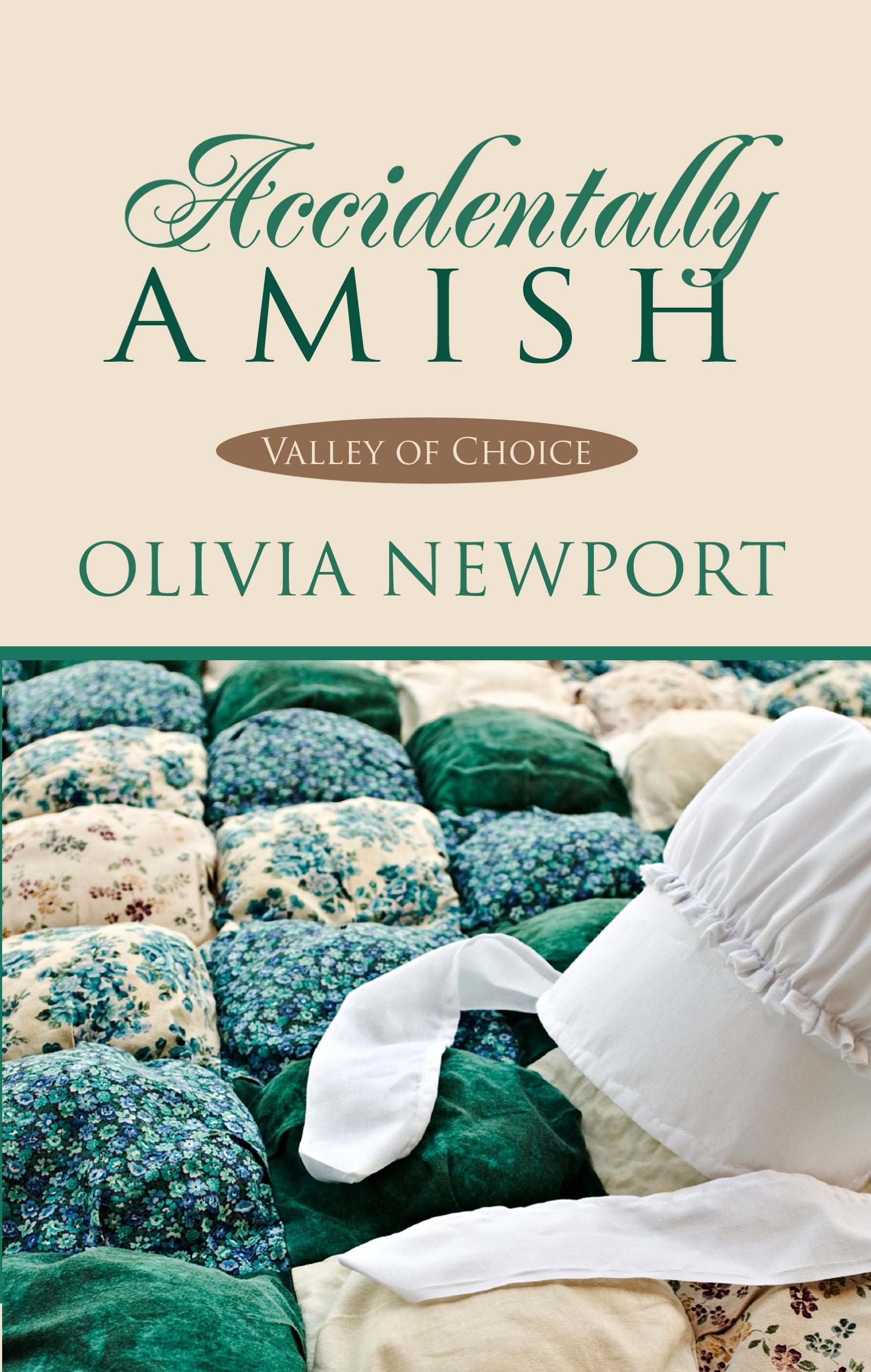 Accidentally Amish (Valley of Choice: Thorndike Press Large Print Christian Romance),Used