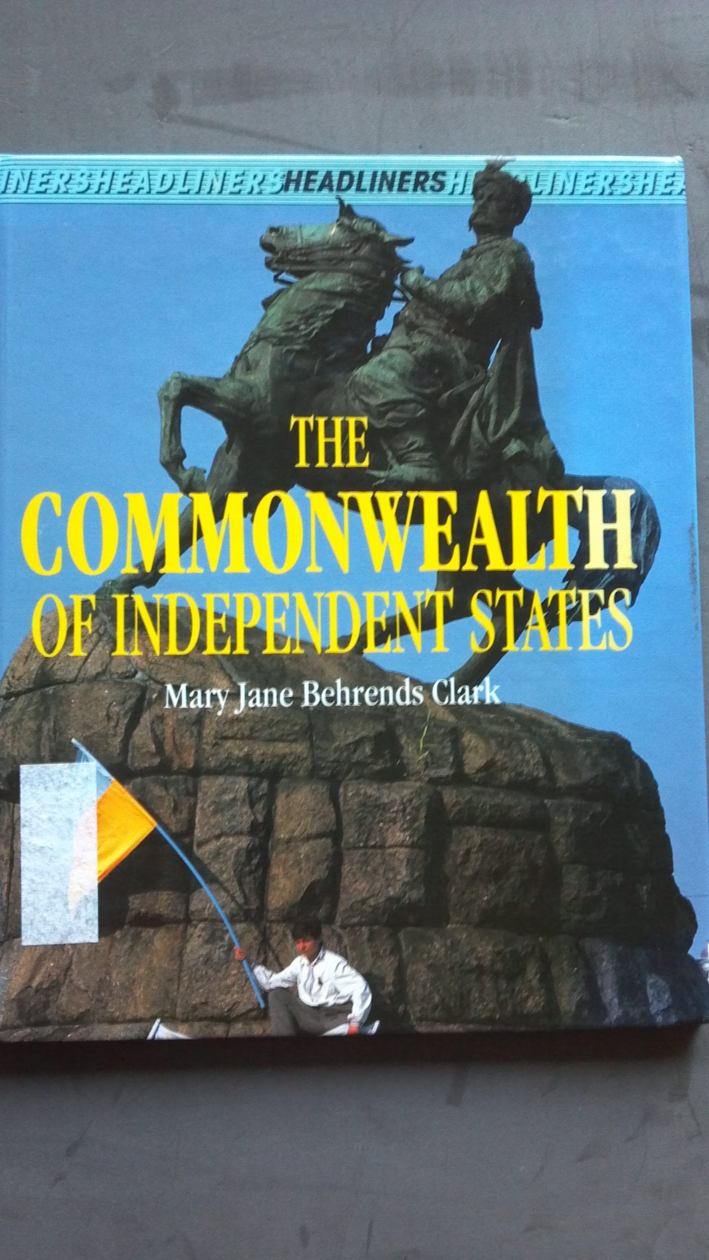 The Commonwealth of Independent States (Headliners),Used