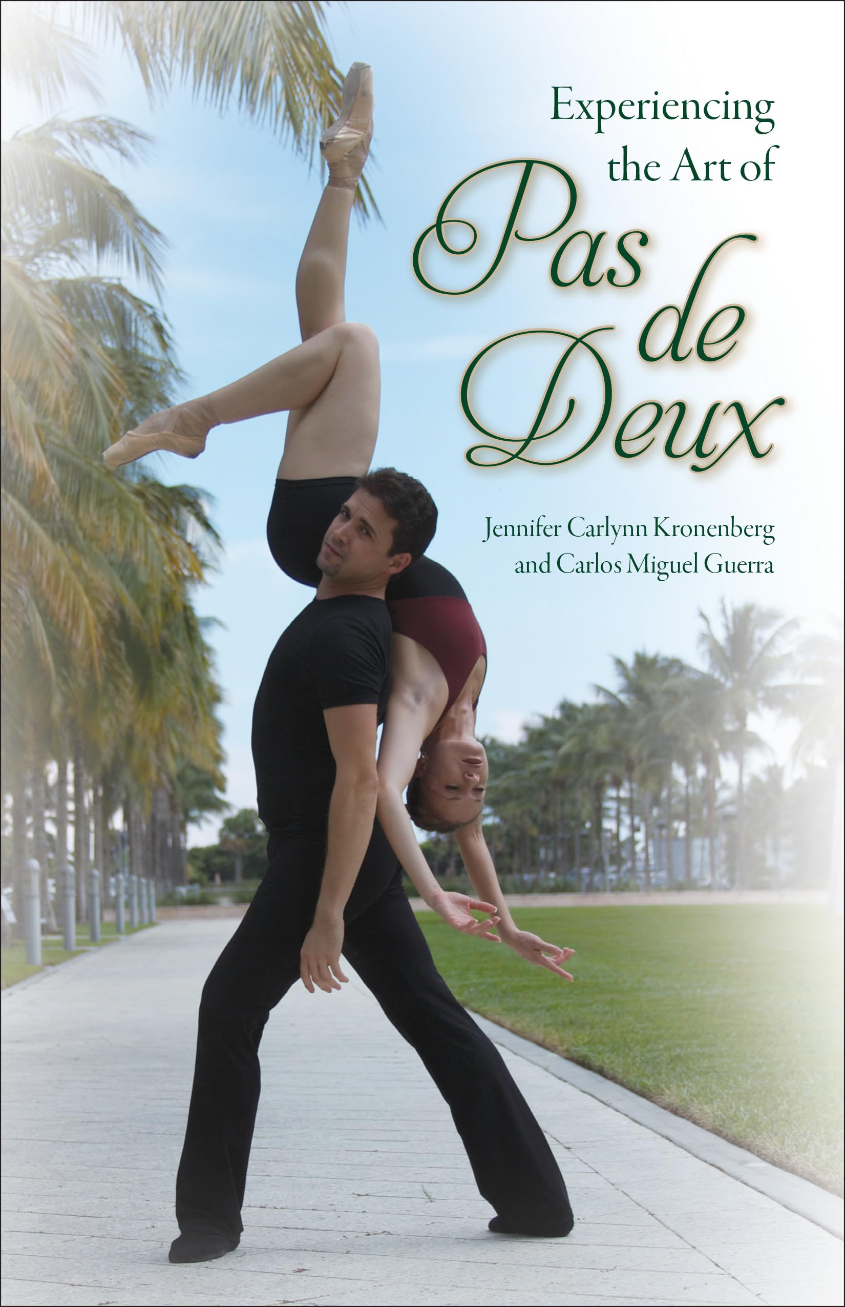 Experiencing The Art Of Pas De Deux,Used