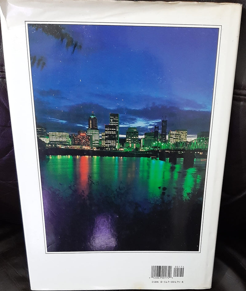 Pacific Northwest: A Photographic Journey,Used