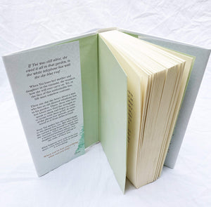 The Phone Box at the Edge of the World: An unforgettable, moving novel of loss, love and hope, inspired by true events,Used