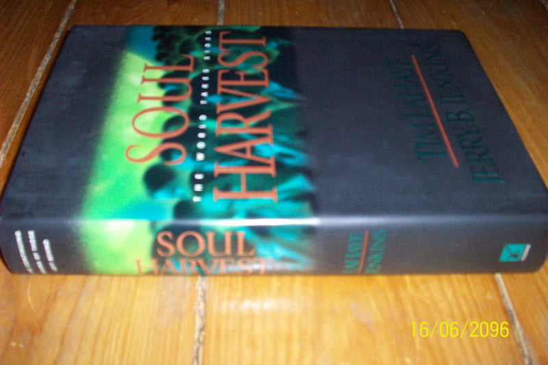 Soul Harvest: The World Takes Sides (Left Behind No. 4),Used