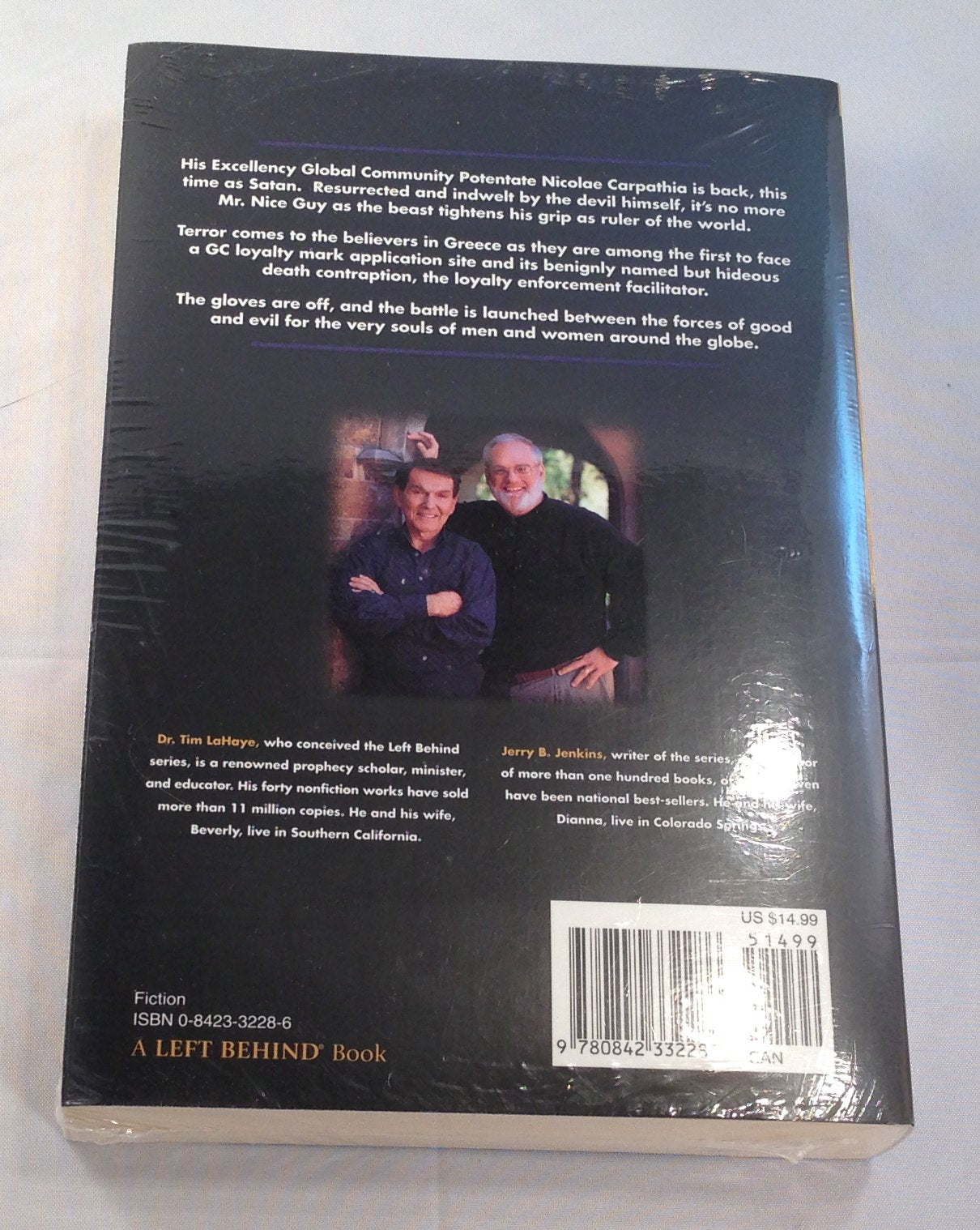 The Mark: The Beast Rules The World (Left Behind No. 8)-used