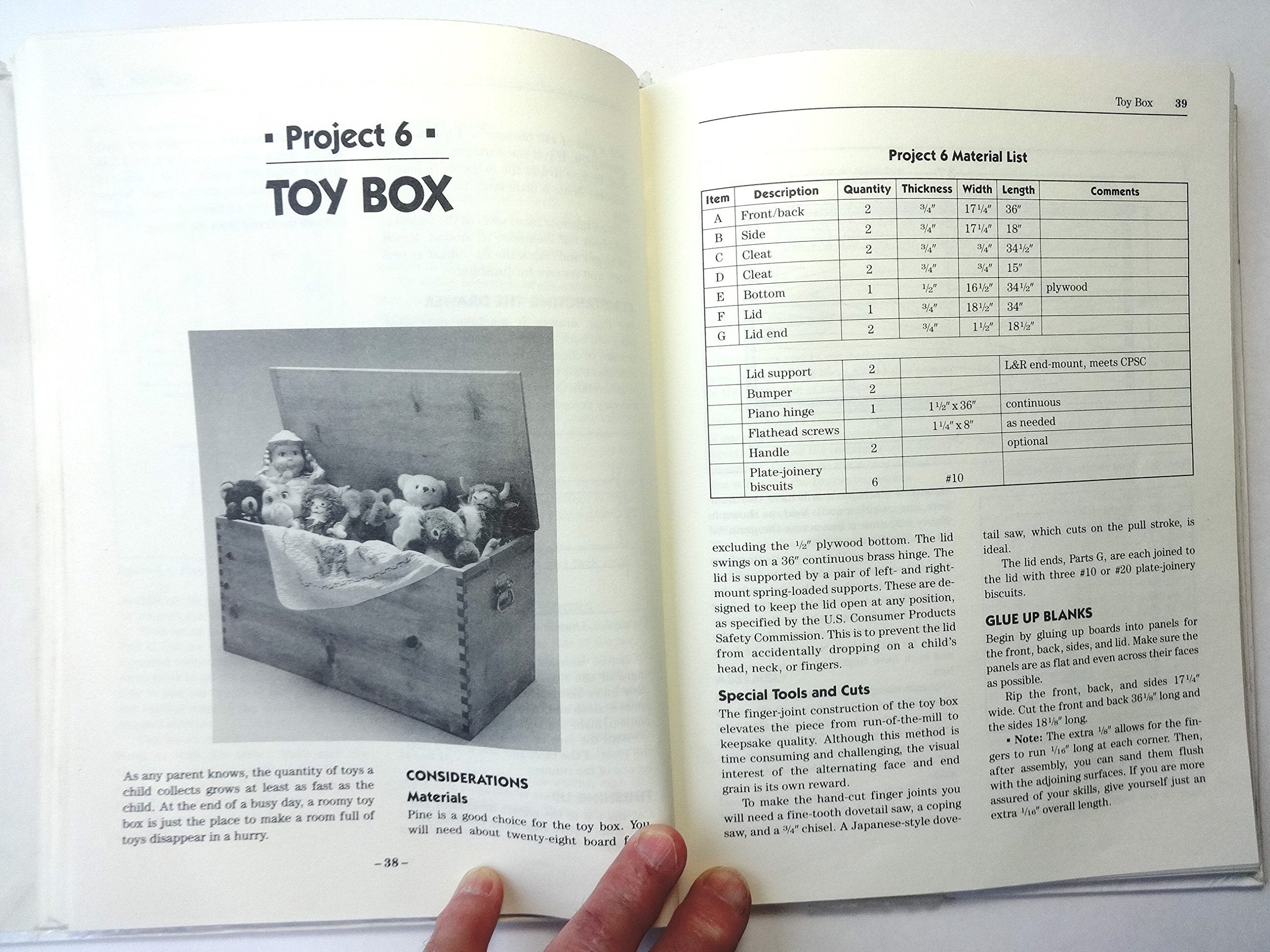 Children's Furniture You Can Make: Complete Plans and Instructions for Bunks and Bureaus, Chests and Chairs, Cradles and Compute,Used