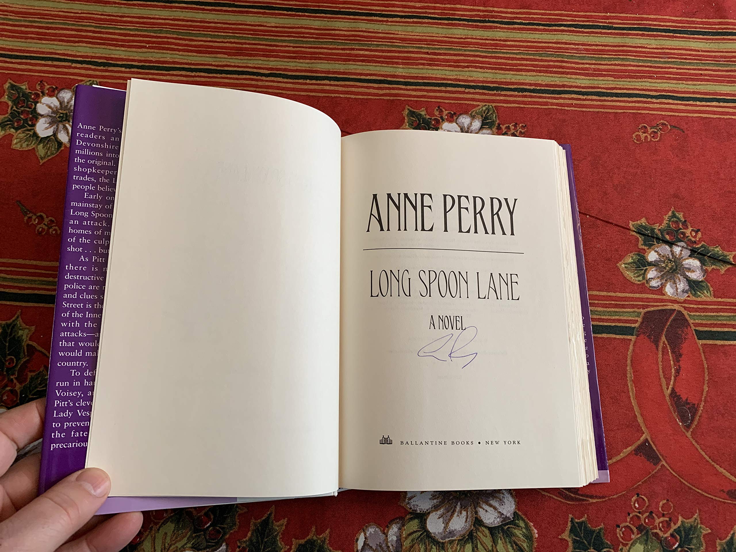 Long Spoon Lane (Charlotte & Thomas Pitt Novels)