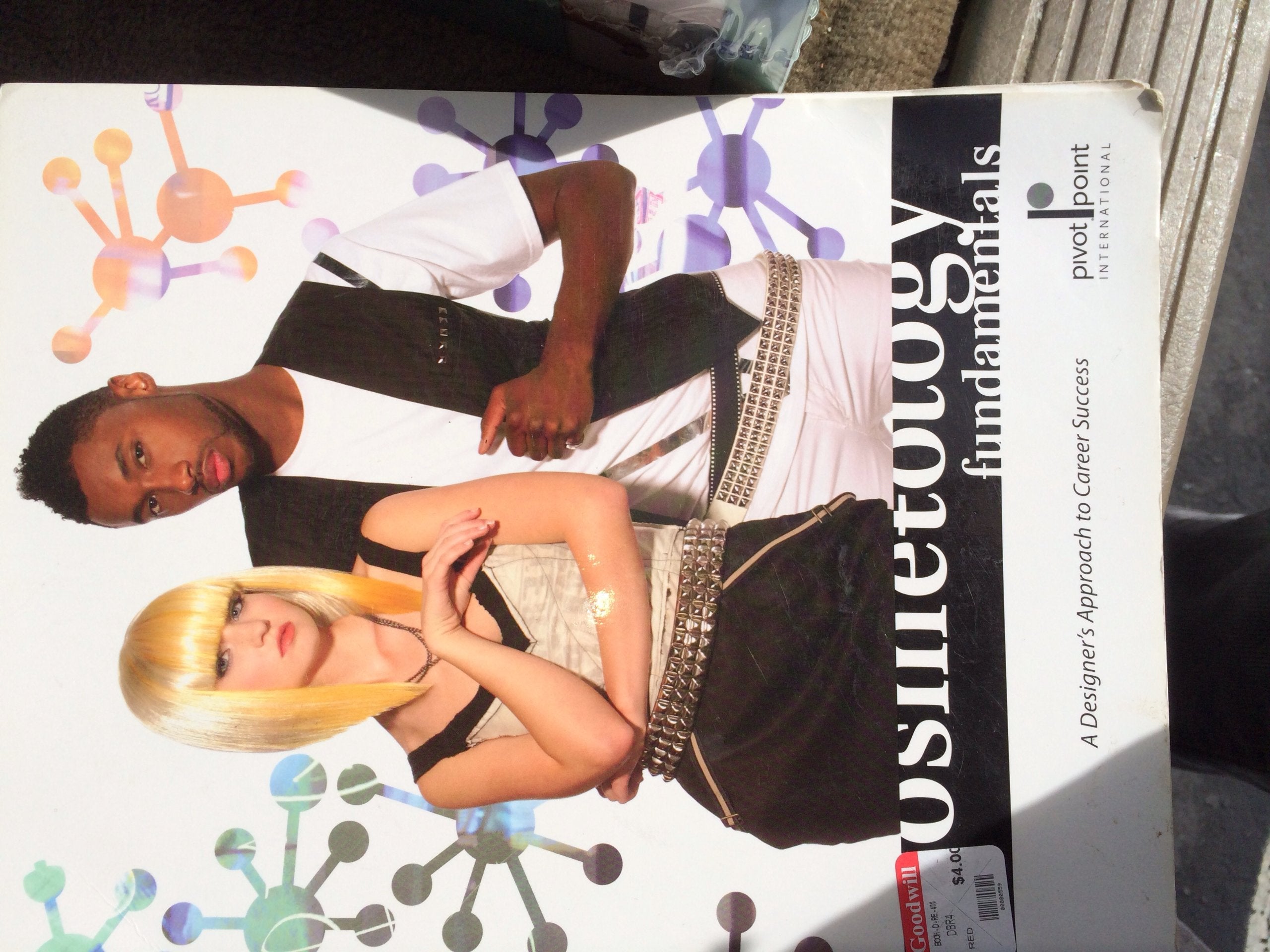 Cosmetology Fundamentals: A Designer's Approach to Career Success (Study Guide) (Volume 2 Study Guid by Pivot Point Internationa,Used