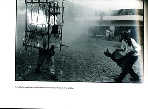 Communities without Borders: Images and Voices from the World of Migration,Used