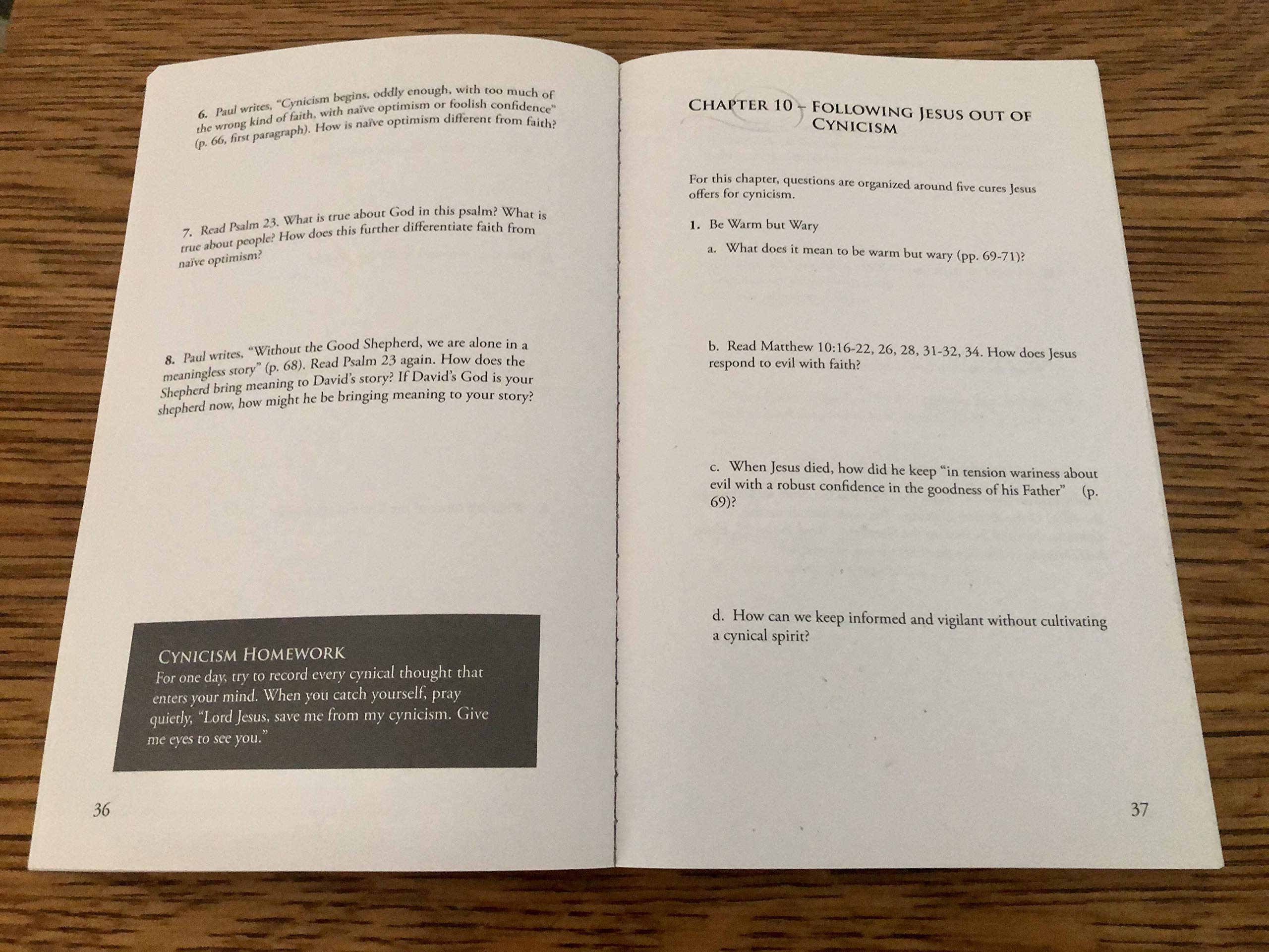 A Praying Life Discussion Guide: Connecting with God in a Distracting World,Used