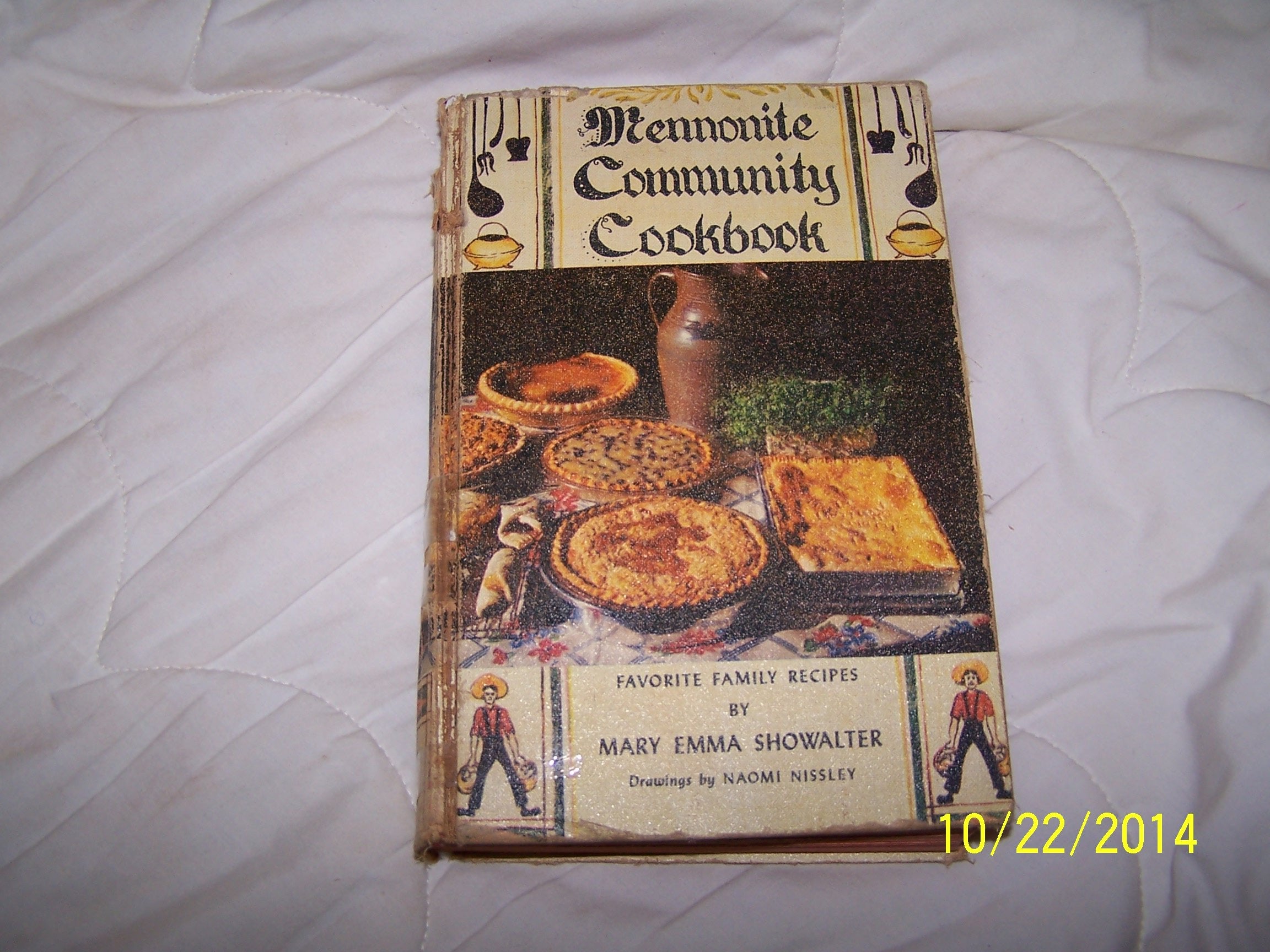Mennonite Community Cookbook: Favorite Family Recipes,New