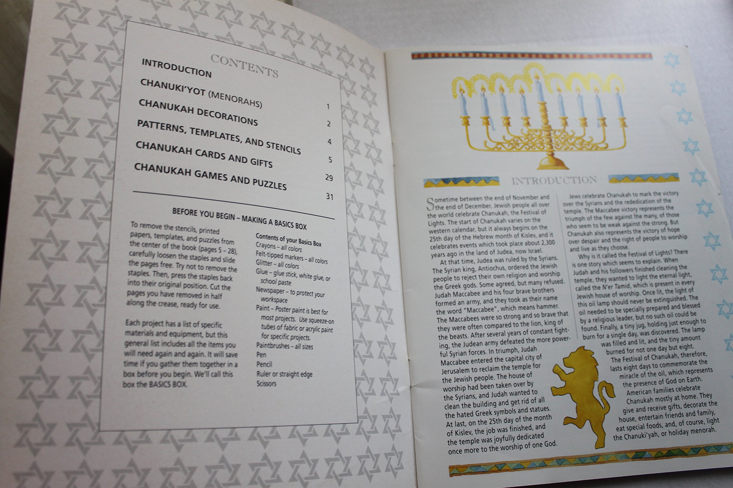 Chanukah Fun: Includes Stencils, Special Papers, and All Kinds of Super Ideas for Holiday Games, Gifts, and Decorations,Used