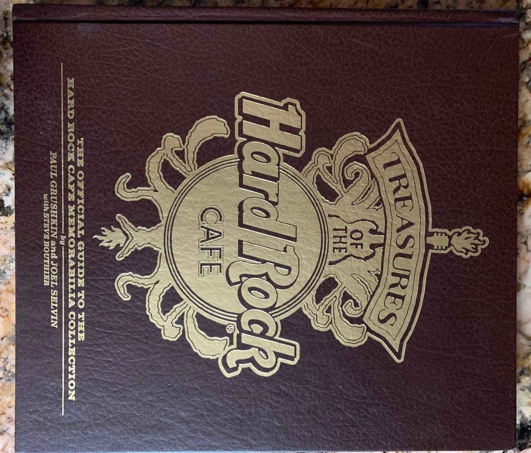 Treasures of the Hard Rock Cafe: The Official Guide to the Hard Rock Cafe Memorabilia Collection,Used