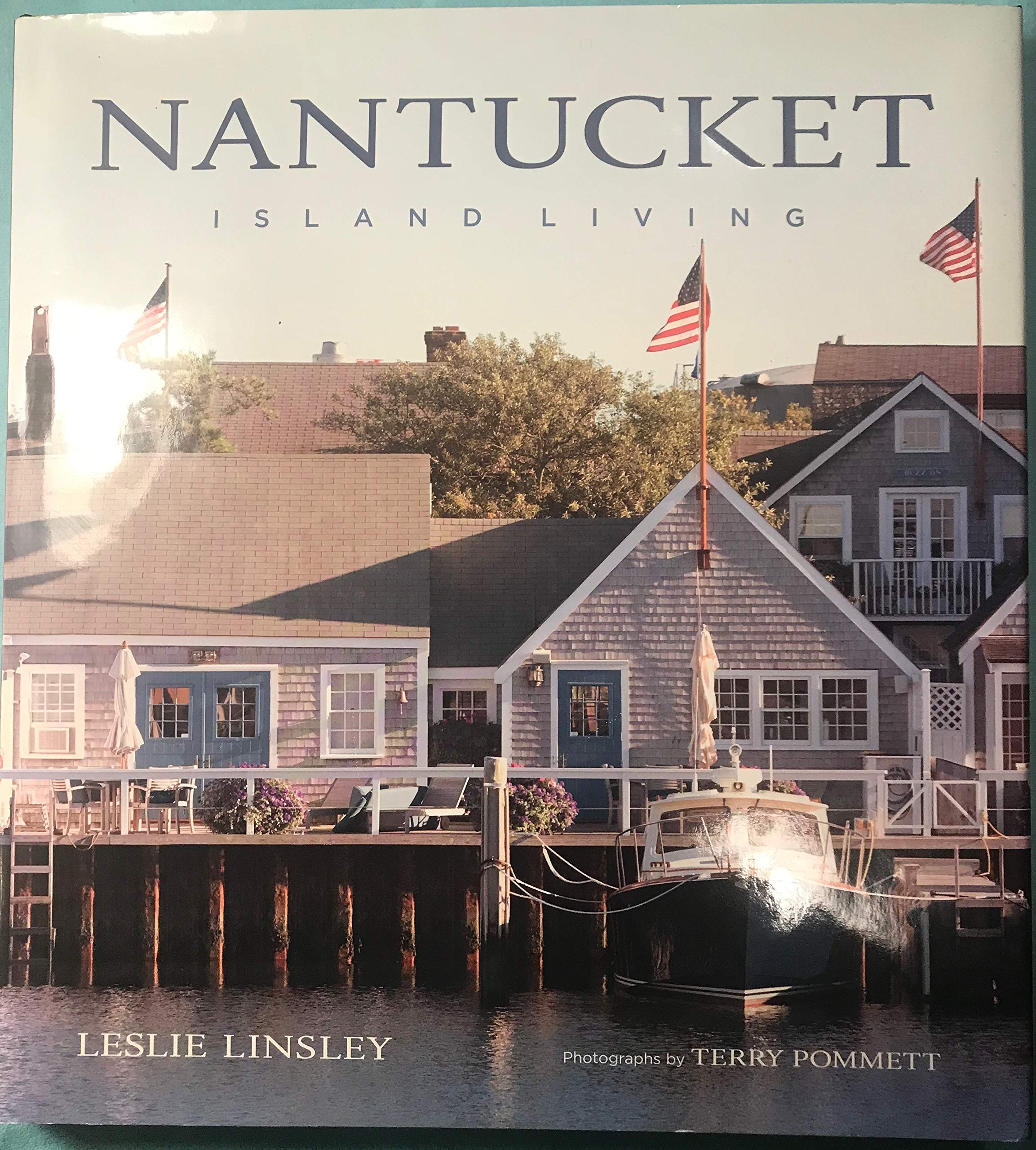 Nantucket: Island Living,Used