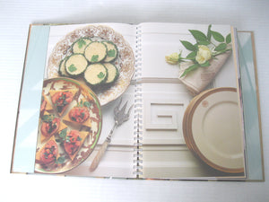Come on in: Recipes from the Junior League of Jackson, Mississippi,Used