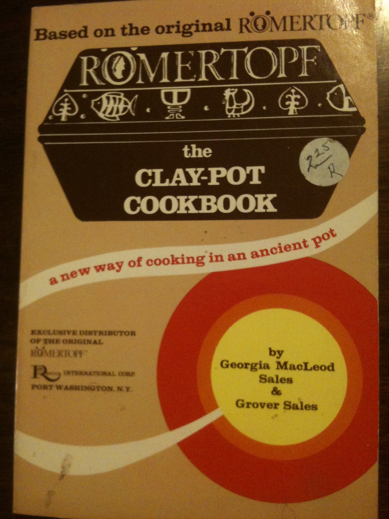 The Clay Pot Cookbook,Used