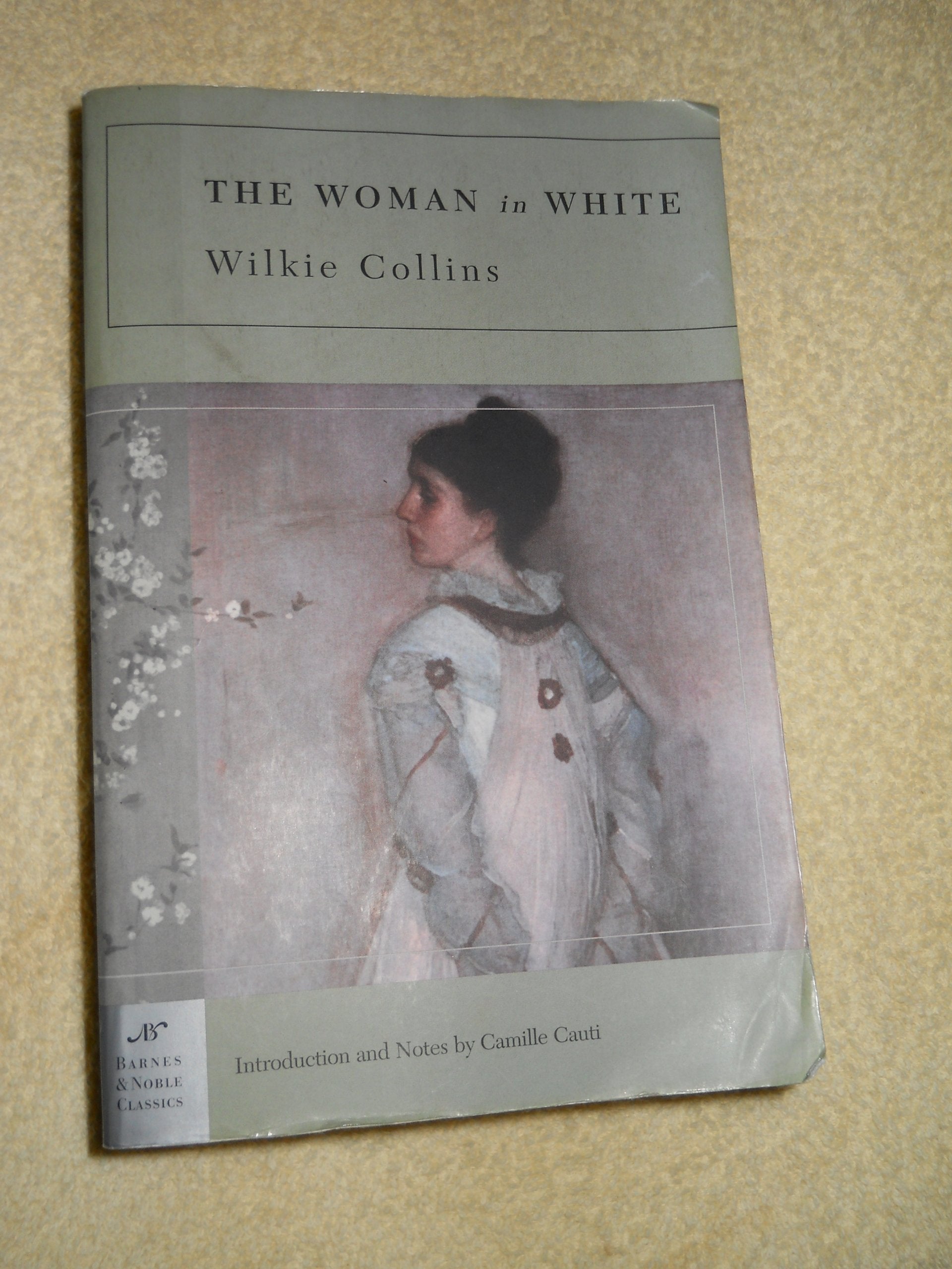 The Woman in White (Barnes & Noble Classics),Used