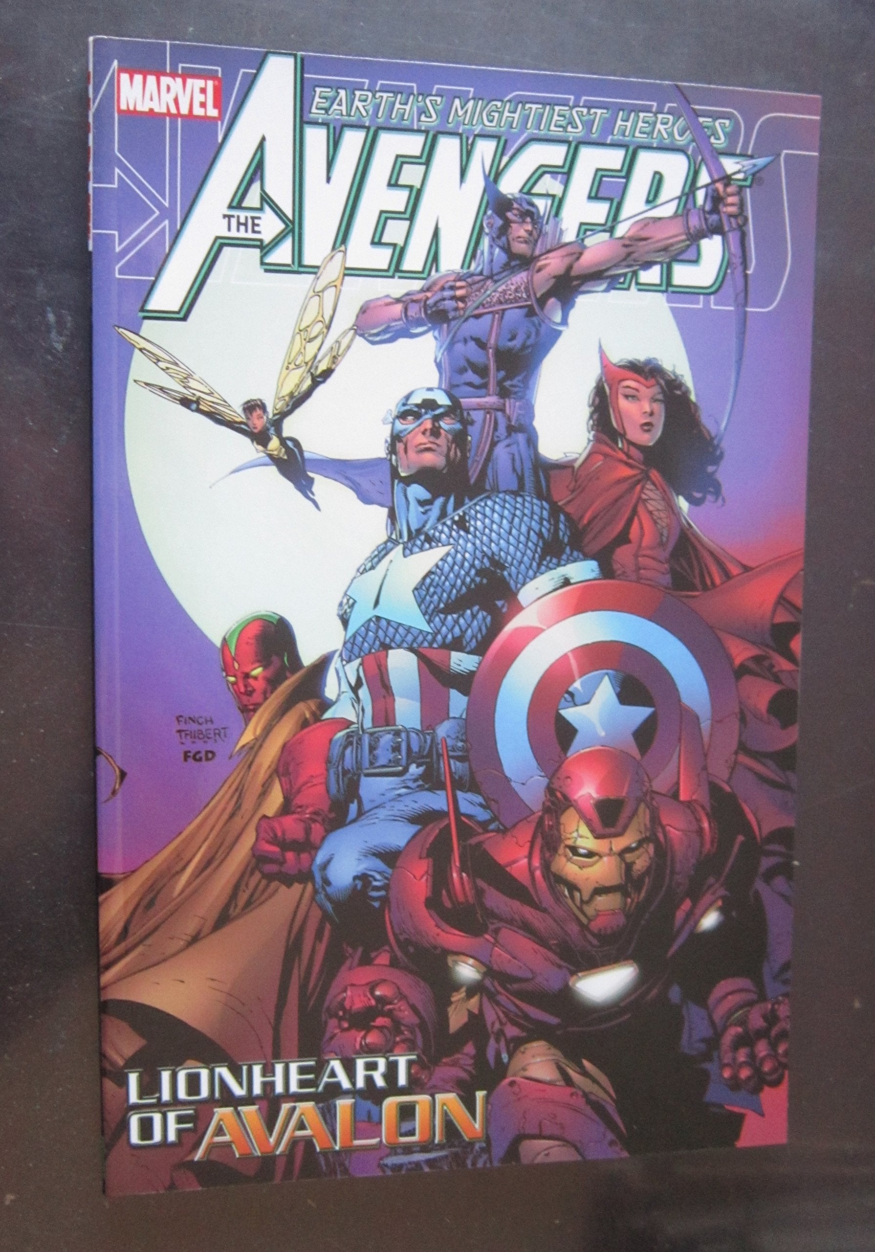 Avengers Vol. 4: Lionheart Of Avalon,Used