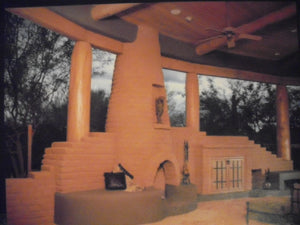 Beehives, Barbecues, Fireplaces, And More: How To Build An Inviting Outdoor Entertainment Area : 15 Spectacular Plans, Complete,New