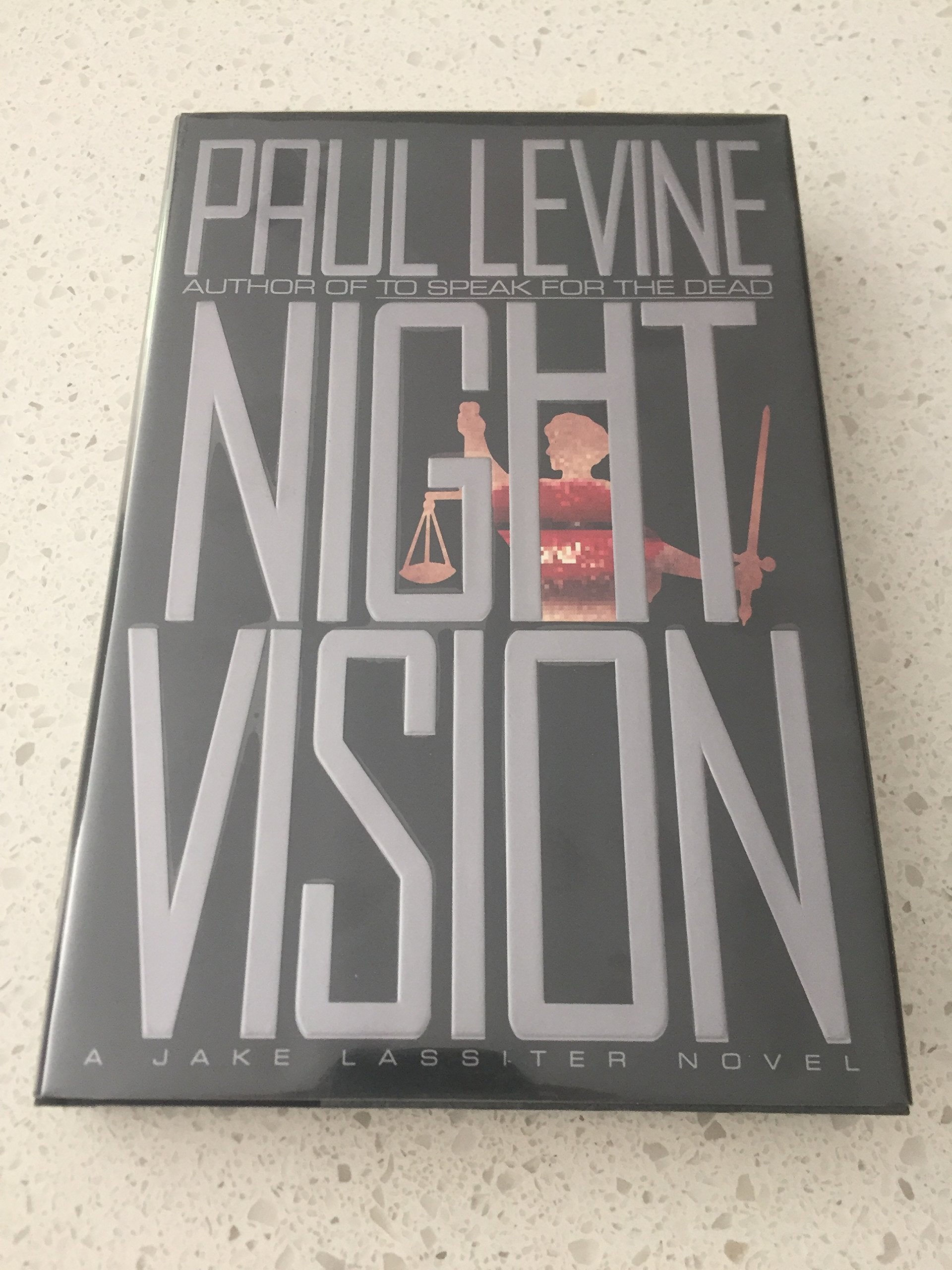 Night Vision: A Jake Lassiter Novel,Used