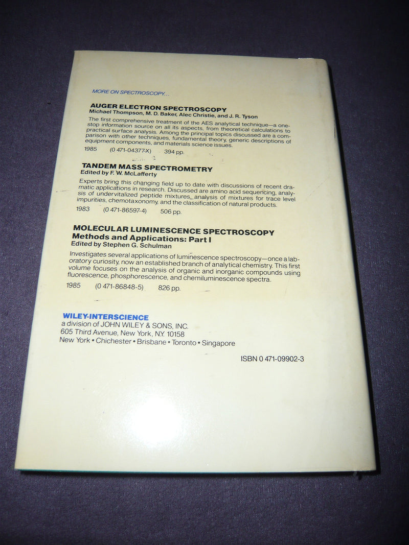 Fourier Transform Infrared Spectrometry (Chemical Analysis: A Series Of Monographs On Analytical Chemistry And Its Applications),Used