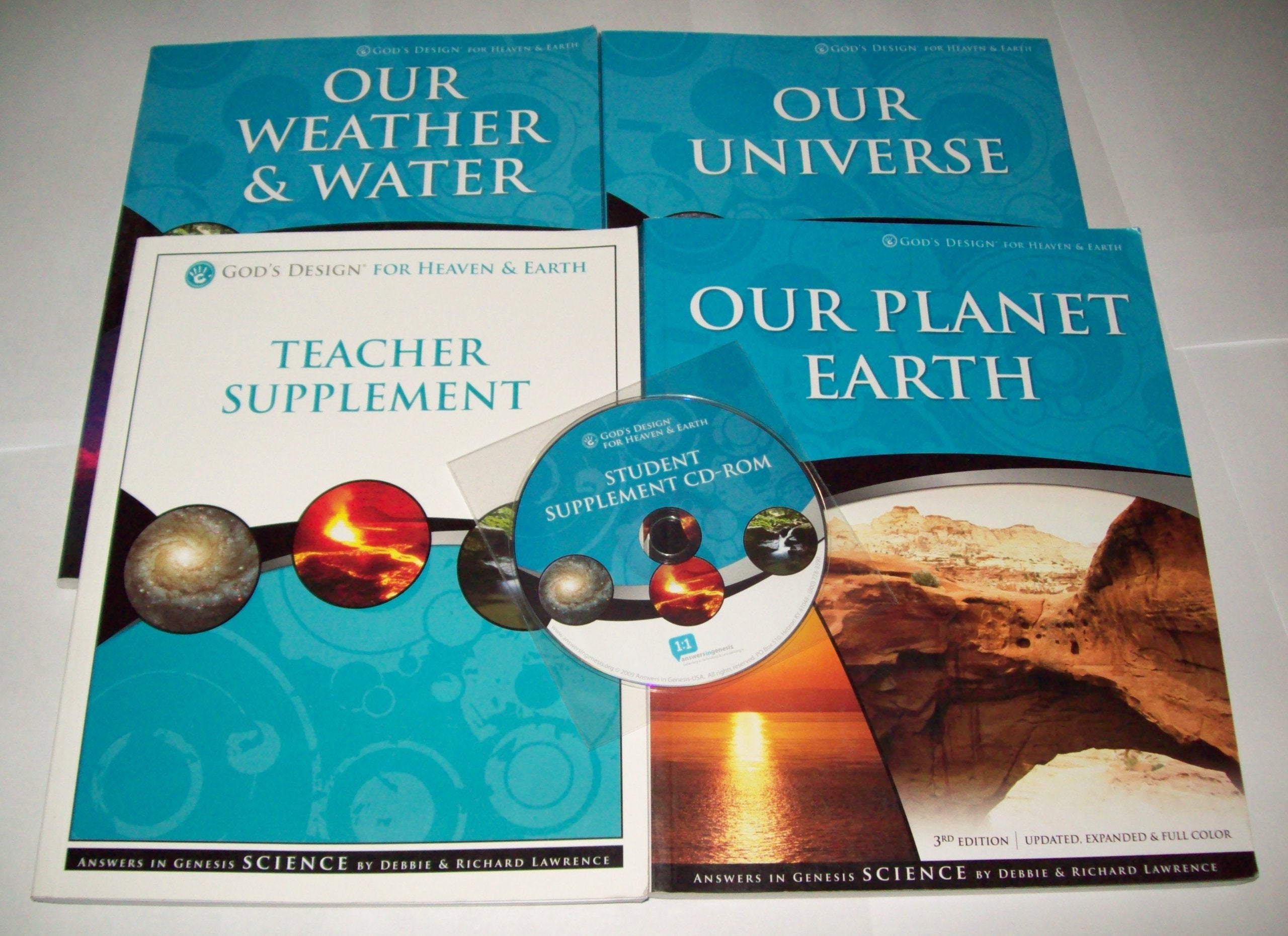 Our Planet Earth (God'S Design For Heaven And Earth),New
