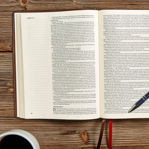 CSB Legacy Notetaking Bible, Tan LeatherTouch, Black Letter, Wide Margins, Journaling Space, SingleColumn, Reading Plan, Family,Used