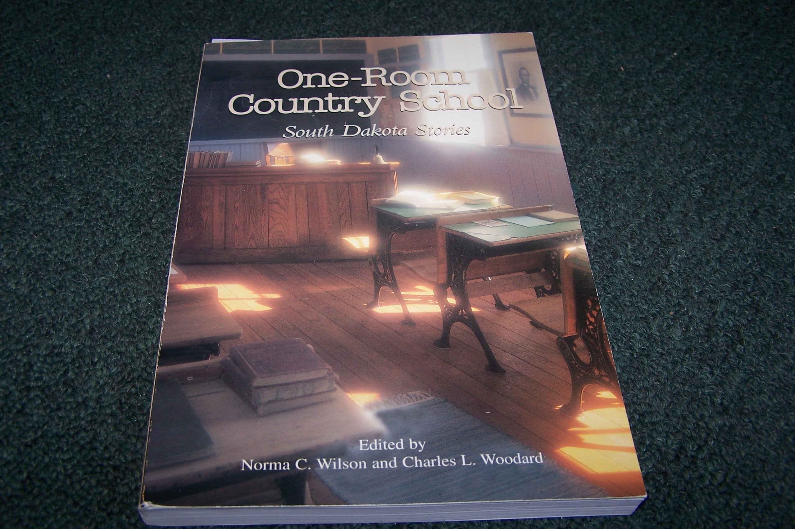 OneRoom Country School,New