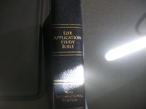 NIV Life Application Study Bible - Black Cover Edition