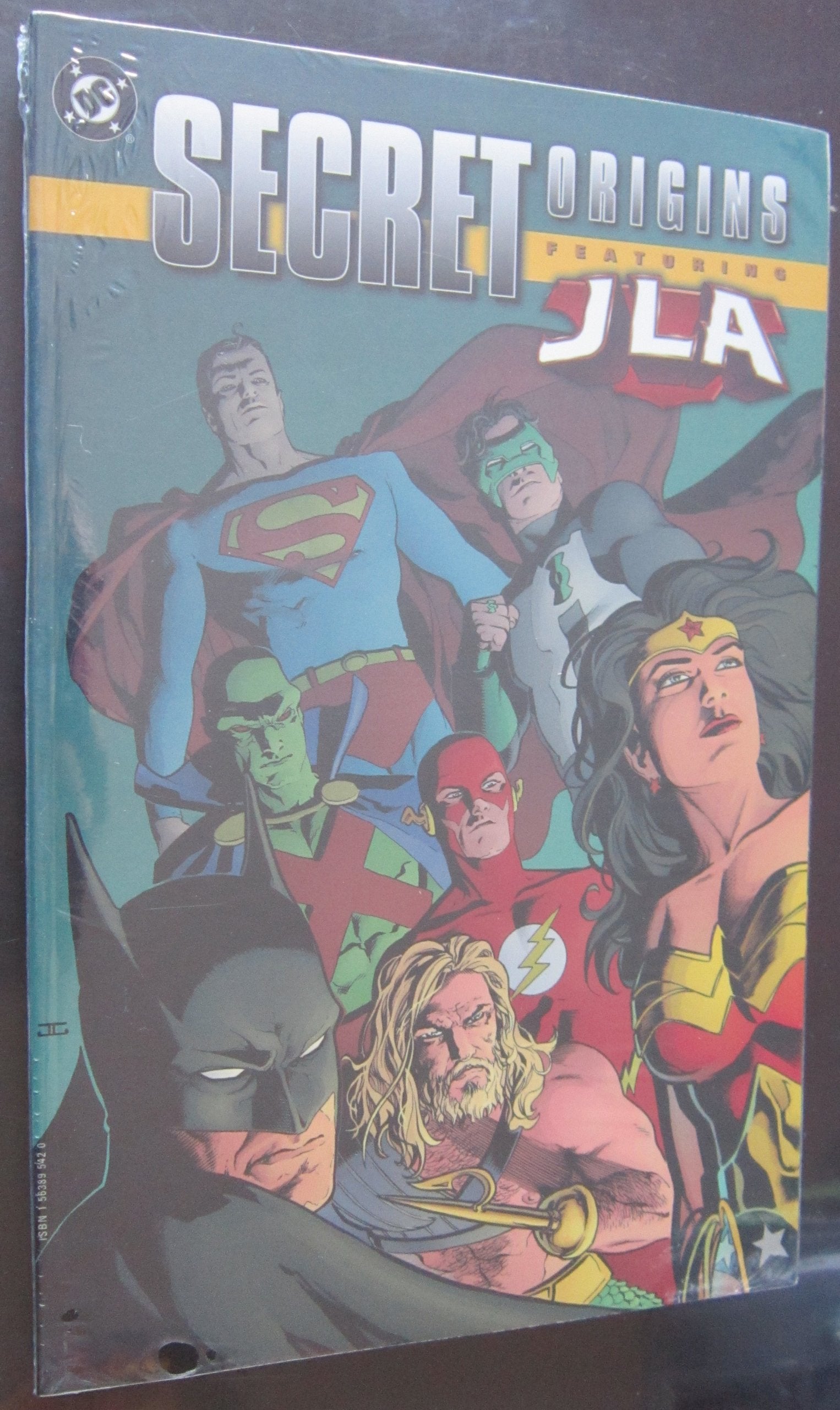 Secret Origins: Featuring The Jla