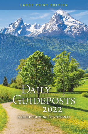 Daily Guideposts 2022 Large Print: A SpiritLifting Devotional,Used