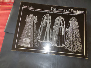 Patterns Of Fashion: The Cut And Construction Of Clothes For Men And Women C.15601620