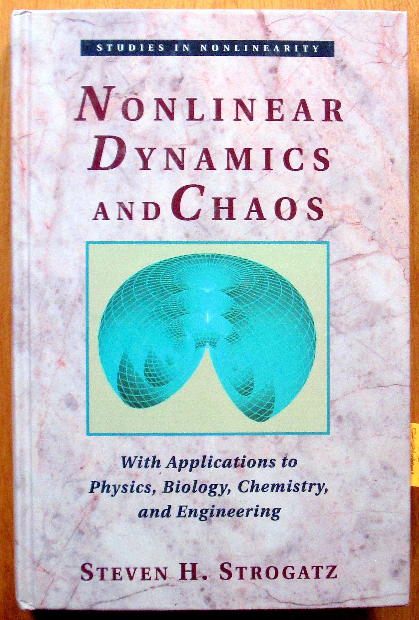Nonlinear Dynamics And Chaos: With Applications To Physics, Biology, Chemistry And Engineering (Studies in Nonlinearity),Used
