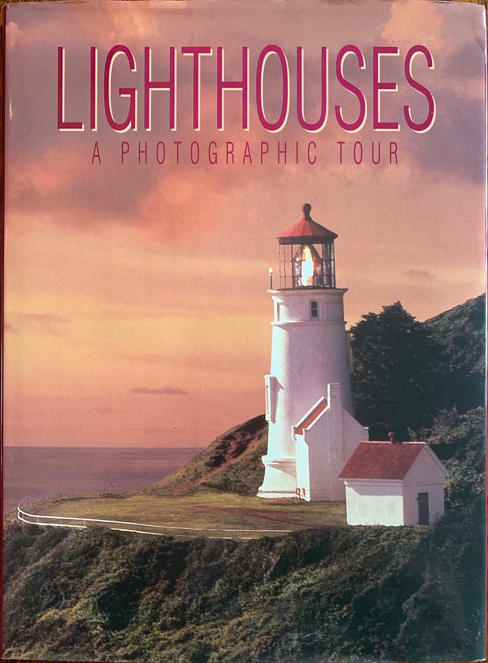 Lighthouses: A Photographic Portfolio Book,New