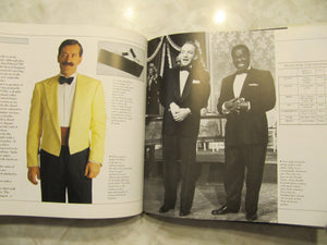 The Elegant Man: How to Construct the Ideal Wardrobe,Used
