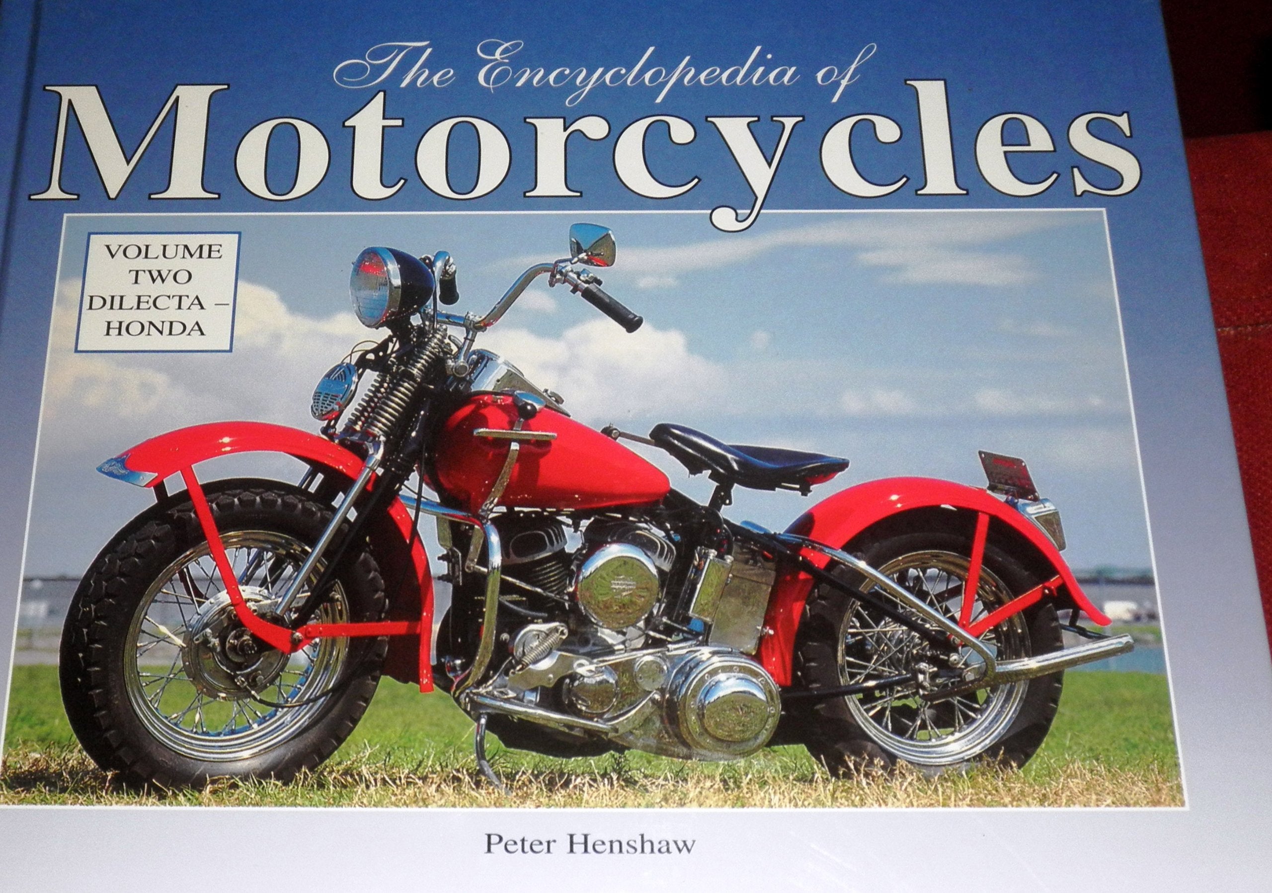 The Encyclopedia of Motorcycles, Vol. 2: Dilecta  Honda,Used