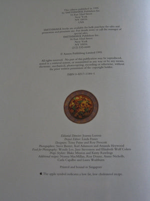 The Essential Vegetarian Cookbook: Over 75 Savory Recipes for Meatless Meals (Creative Cooking Library),Used