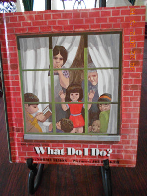 What Do I Do: EnglishSpanish (English and Spanish Edition),Used