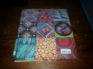 Kaffe Fassett's Simple Shapes Spectacular Quilts: 23 Original Quilt Designs,Used