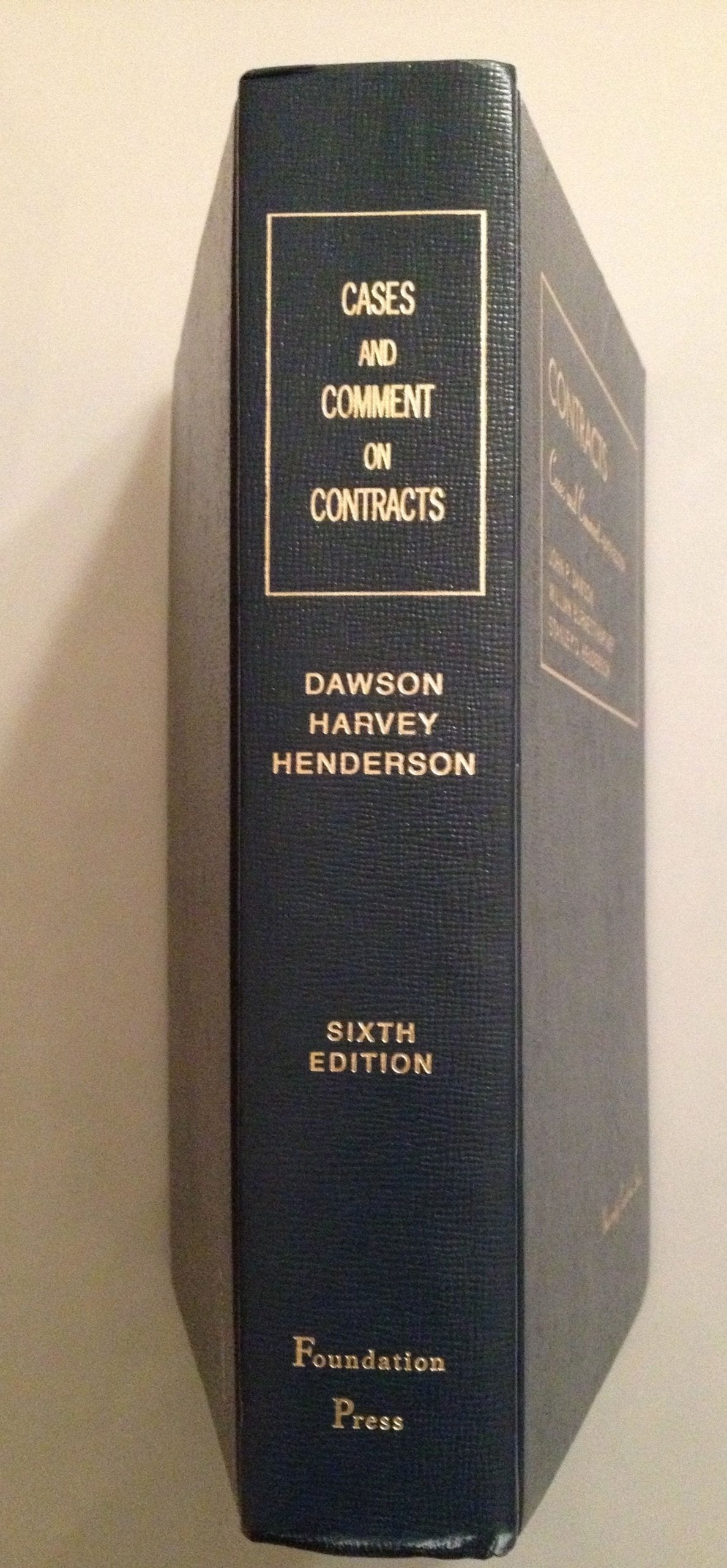 Cases and Comment on Contracts (University Casebook),Used