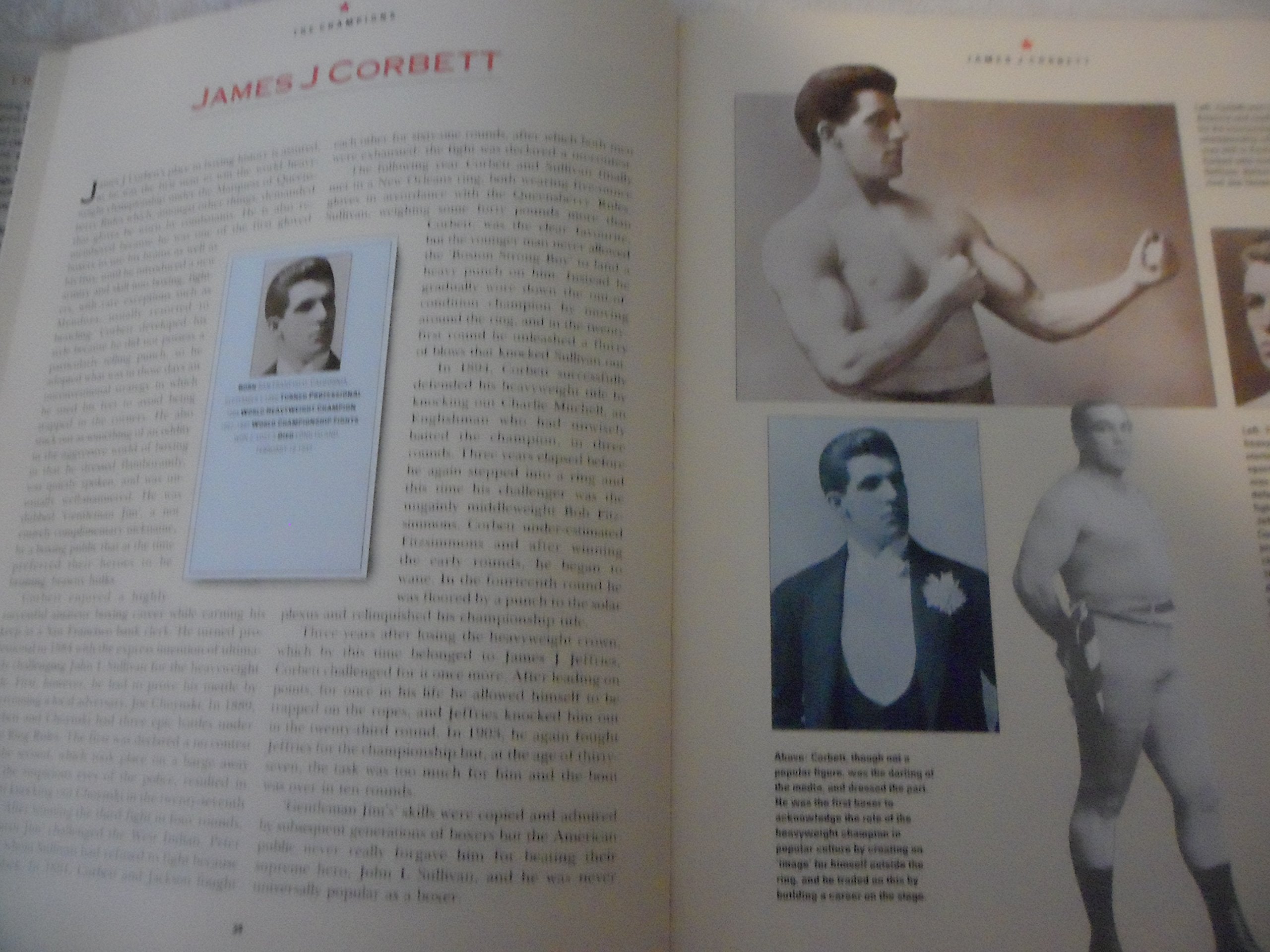 The Boxing Album: An Illustrated History,Used