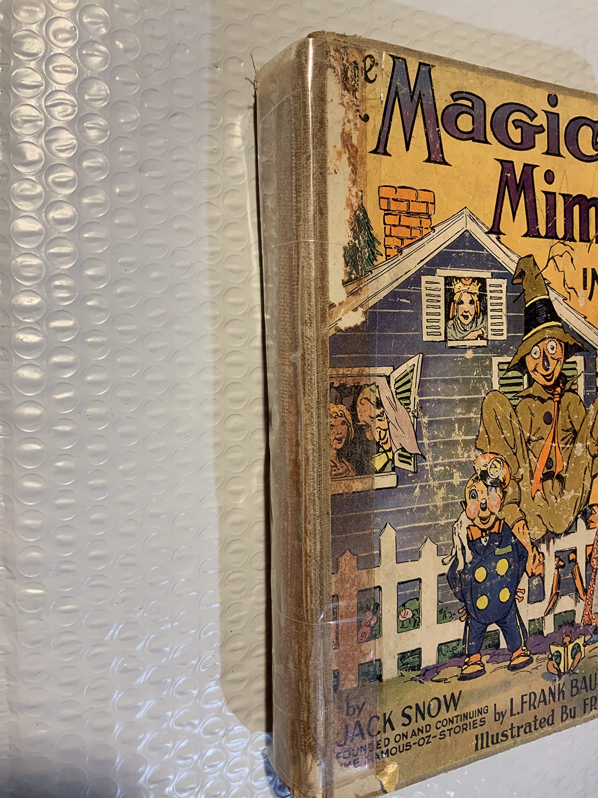 The Magical Mimics in Oz. Illustrated by Frank Kramer.,Used