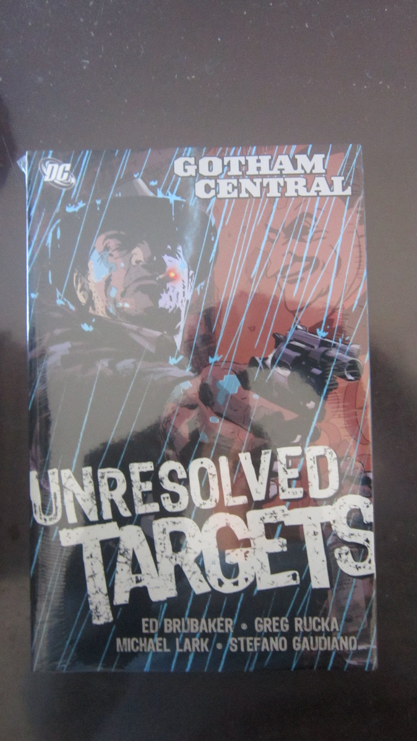 Gotham Central 3: Unresolved Targets,Used