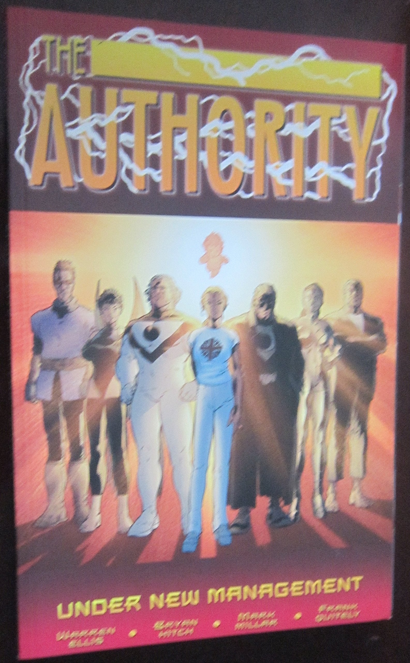 The Authority Book 2: Under New Management,Used